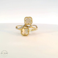 14k Yellow Gold Mother of Pearl Clover Bypass Ring