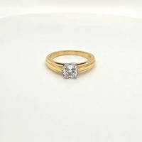 18KT Engagement Ring