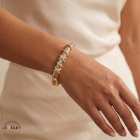 David Yurman 18KT Yellow Gold Diamond Helena Center Station Bangle 7mm 